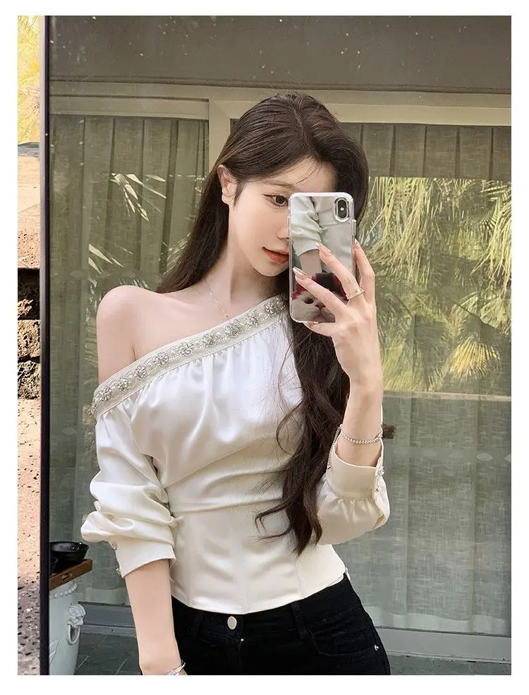 

New French Skew Collar Strapless Shirt with Diamonds Sexy Satin Top for Women