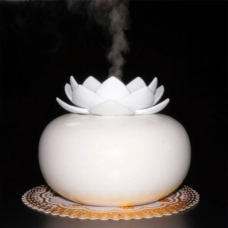 

Lotus Air Humidifier Diffuser Office Yoga Aromatherapy Essential Oil Diffuser Mini USB Ceramics Maker