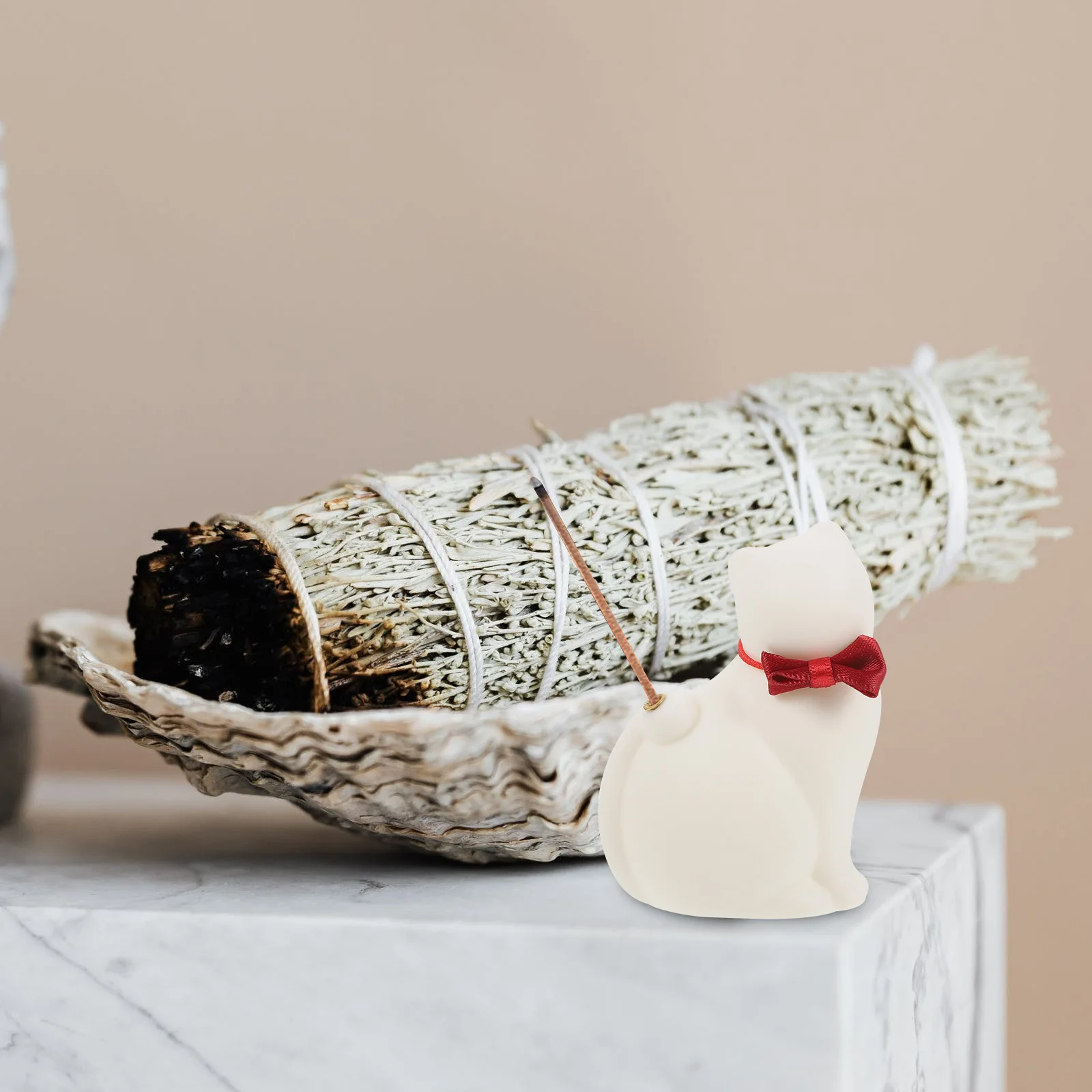 

Cat Incense Holder Ceramic Aromatherapy Ornament Home Office Decor Censer Incense Holder for Sticks Censer Ornament