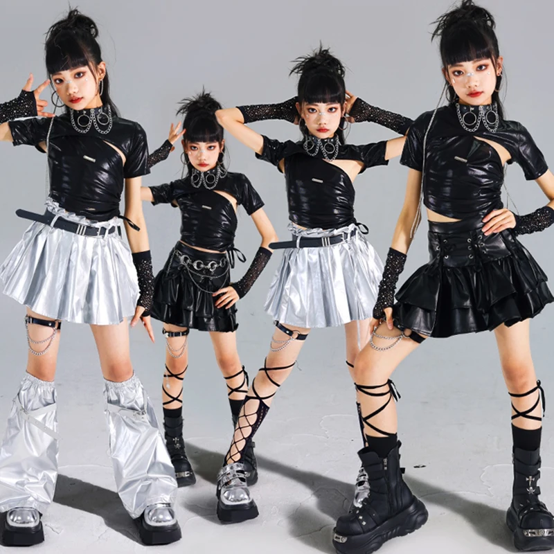 ブラックジャズダンススーツ子供服 Kpop ステージ衣装ファッションショーダンス衣装明るいシルバーケーキスカートストリート AMY2055