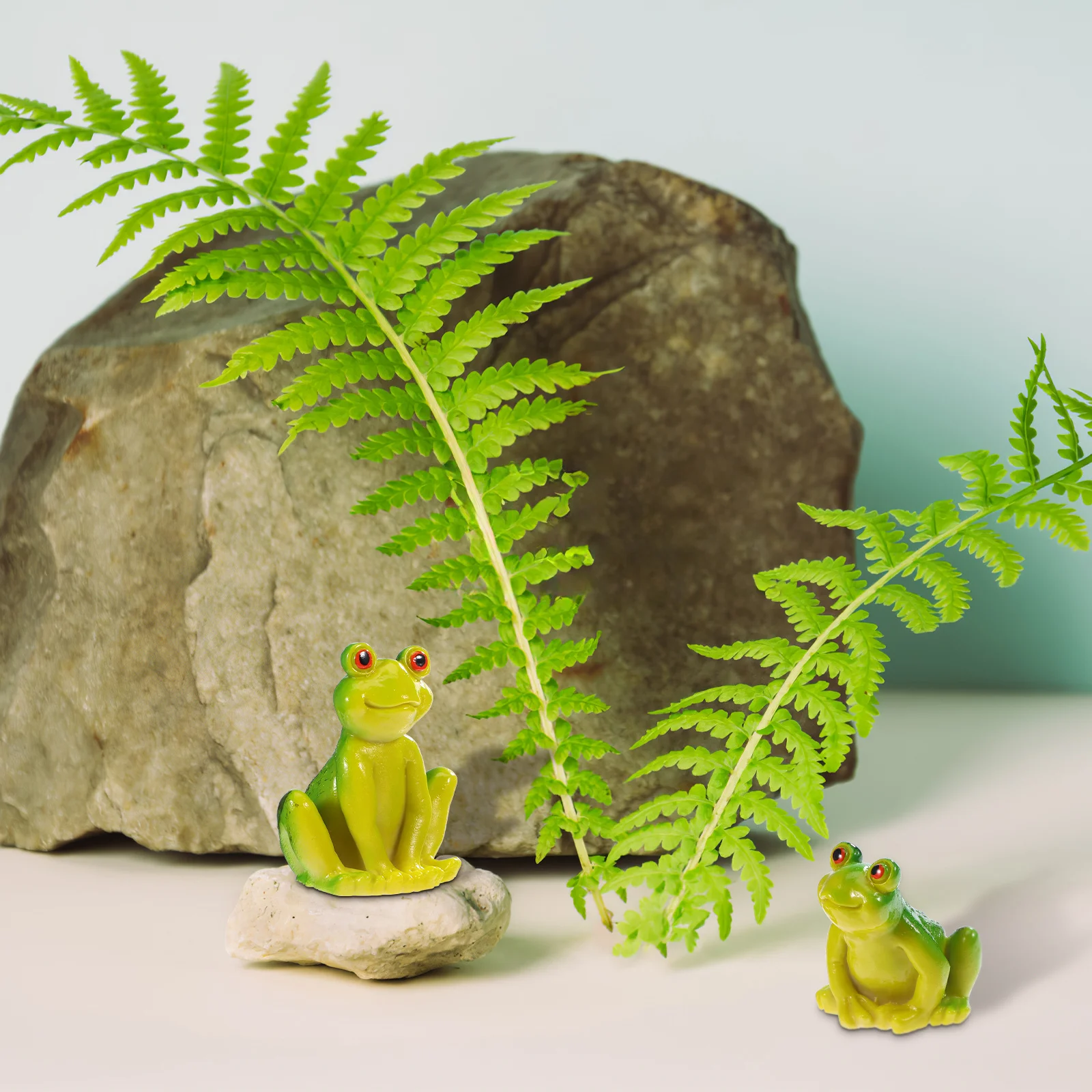 

2Pcs Garden Decor Resin Material Jumping Sitting Styles Micro Landscape Decoration Frog Figurine