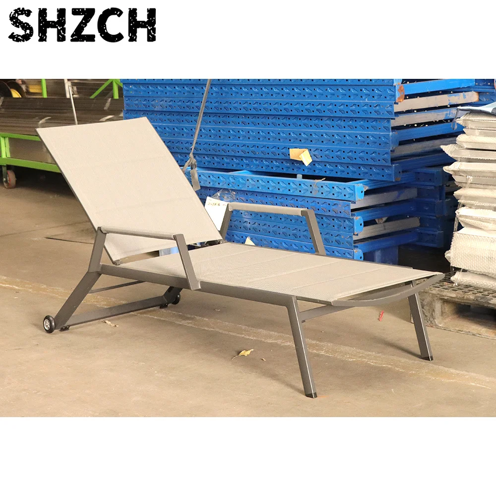 Custom Modern Portable Outdoor Aluminum Stylish Sunbed Chaise Lounge Garden Hotel Furniture Beach Lounge Chairs with Wheels