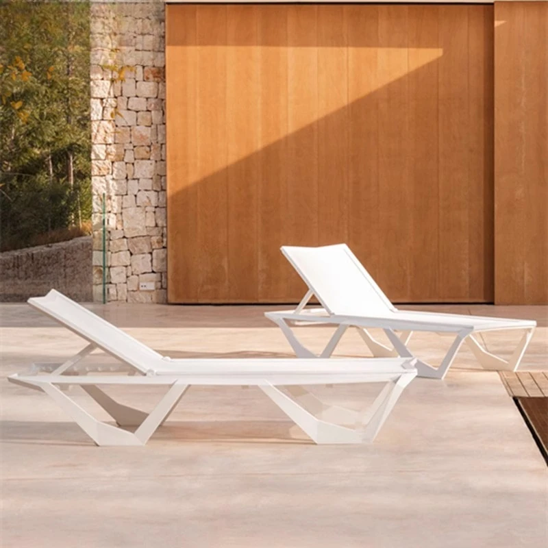 

Vine Dynasty outdoor swimming pool bed courtyard aluminum alloy lazy lounge chair seaside hotel villa resort rattan furniture