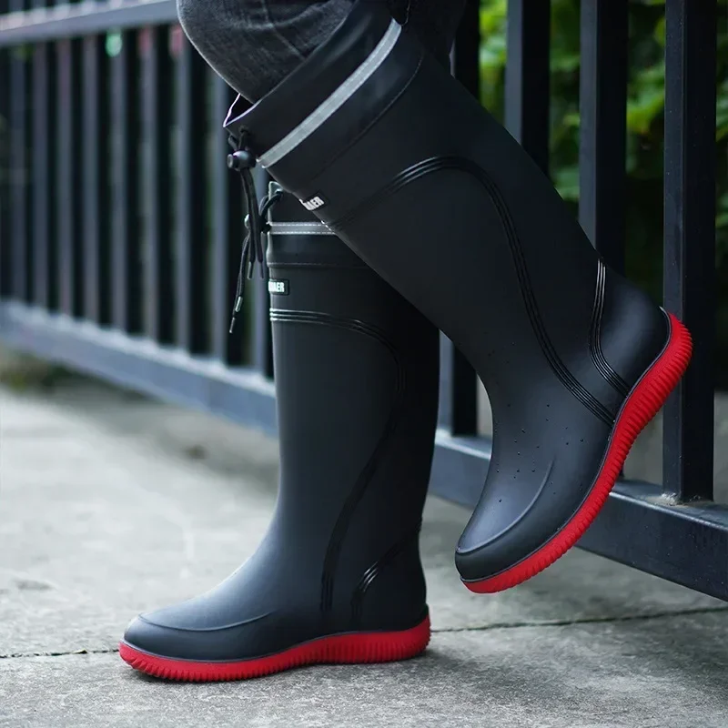 Botas de lluvia para hombre, zapatos de agua de tubo largo, zapatos de trabajo de seguridad impermeables antideslizantes, plataforma negra y roja,