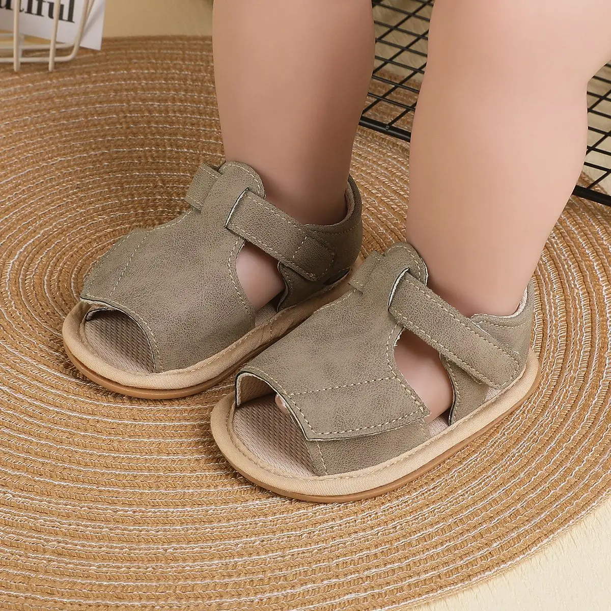 Infant 0-1 Years Old Walking Sandals Unisex Summer Breathable Anti-Slip Stay-On Ultra-Light Soft Sole Stylish
