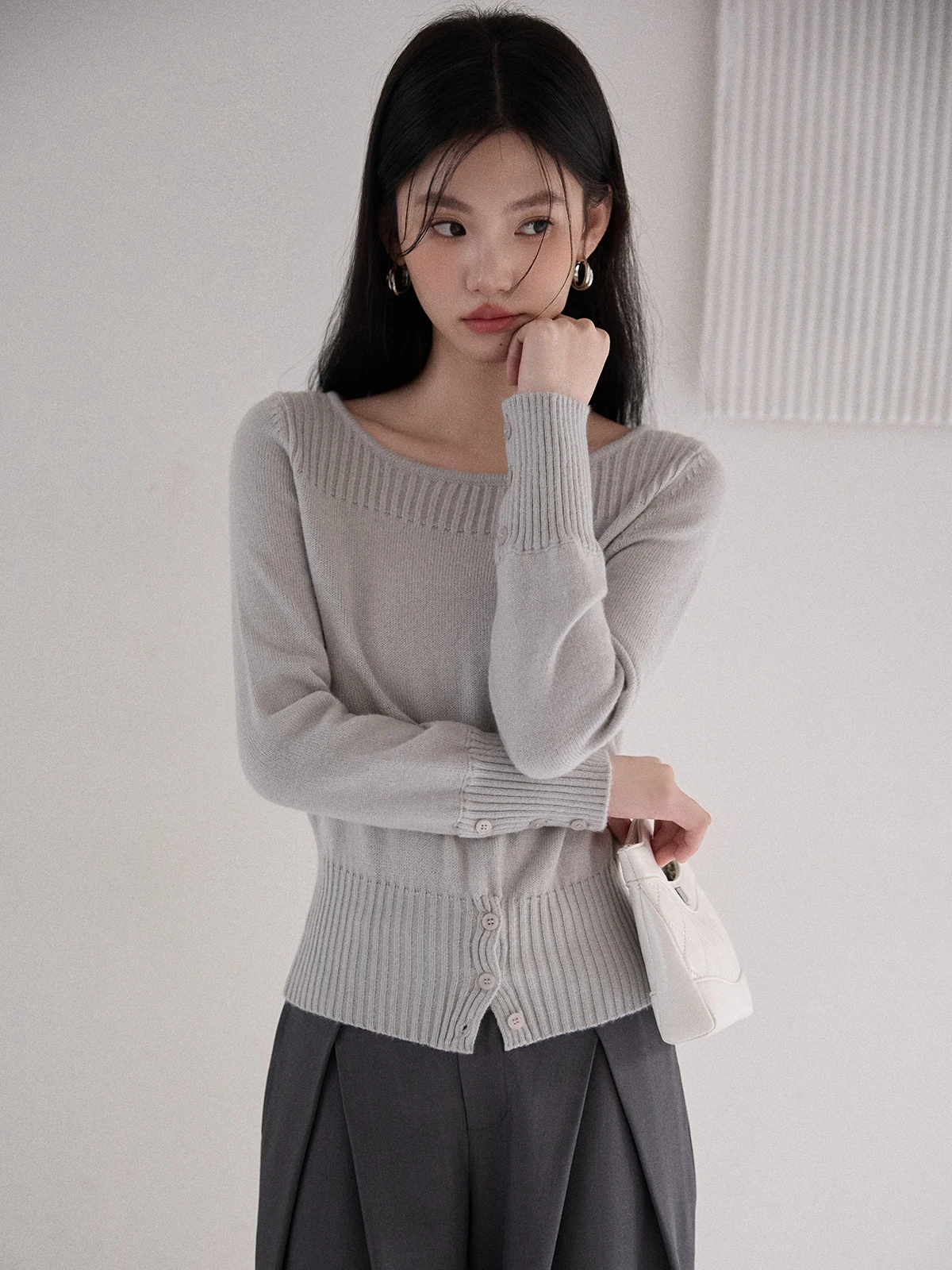 

Женский вязаный свитер для ранней весны, корейский стиль, мягкий, с длинными рукавами, утягивающий талию, базовый слой для коррекции фигуры