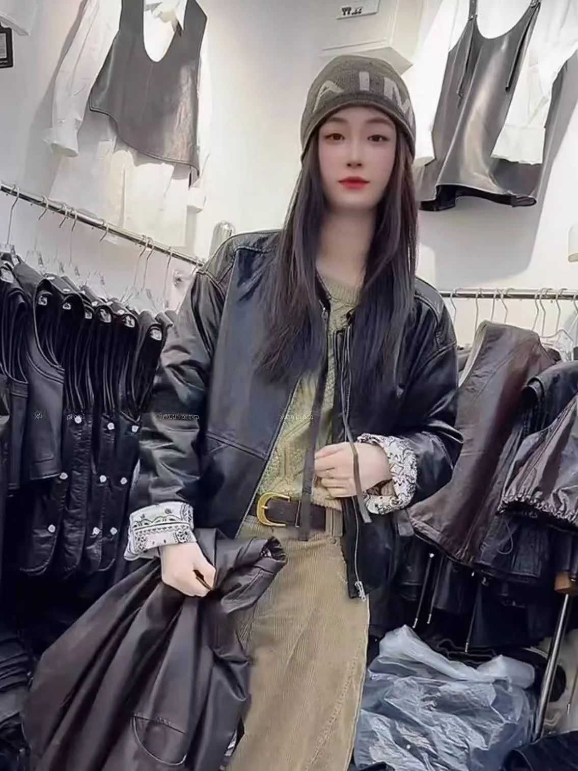 

Женская кожаная куртка Ning 2025: Новинка, натуральная овчина, длинный рукав, на молнии, премиум-класс, подходит для небольших размеров