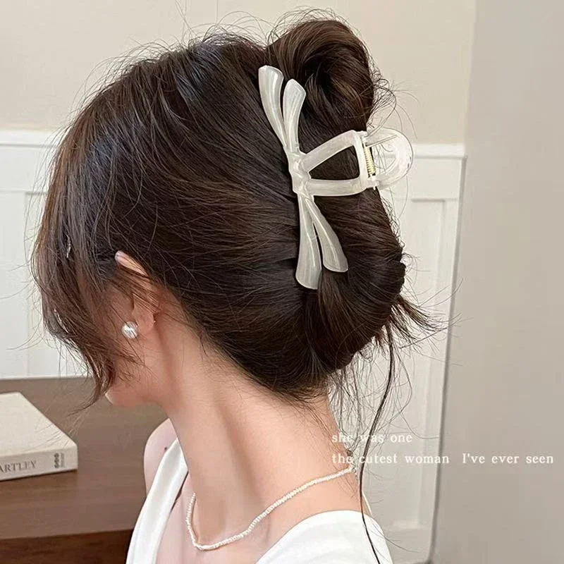 1pc 여성을위한 하이 엔드 보우 헤어 클립 머리 뒤에 새로운 스타일 상어 클립 Updo 우아한 헤어 액세서리