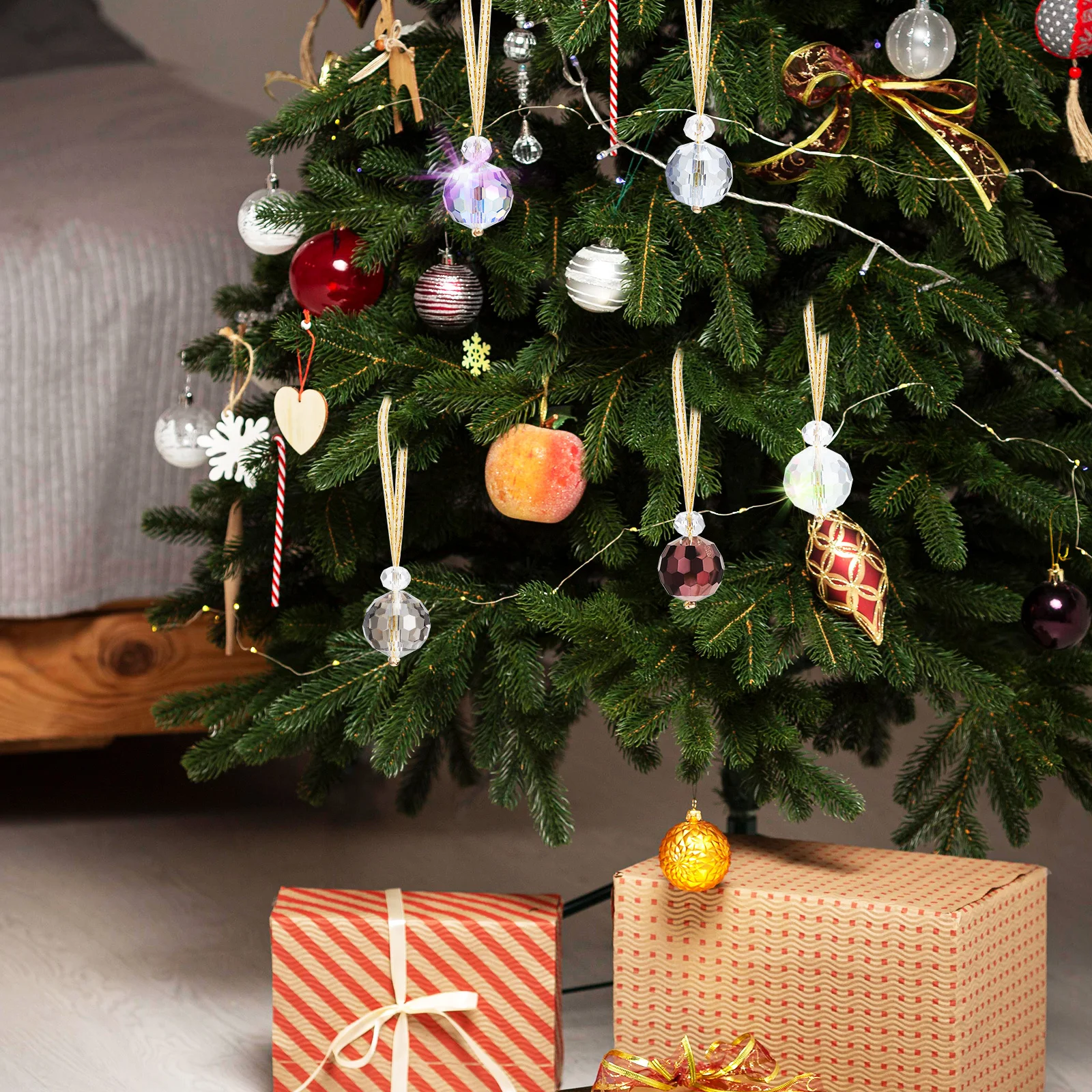 

1Set Crystal Christmas Balls Colorful Sun Catcher Hanging Decor for Windows Ceiling Indoor Rainbow Light Reflector Home Party