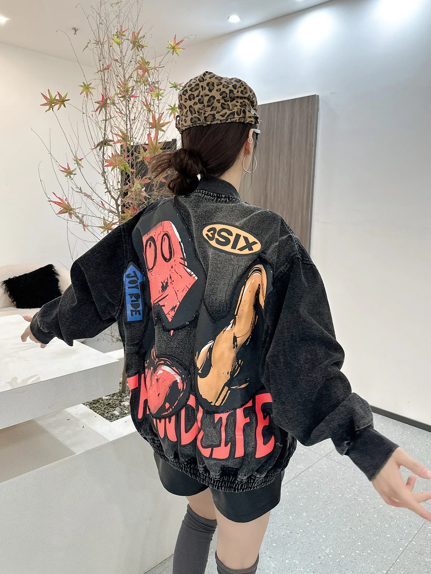 

Модная винтажная свободная джинсовая куртка на молнии из хлопка с принтом для молодежи, весна-осень, повседневная