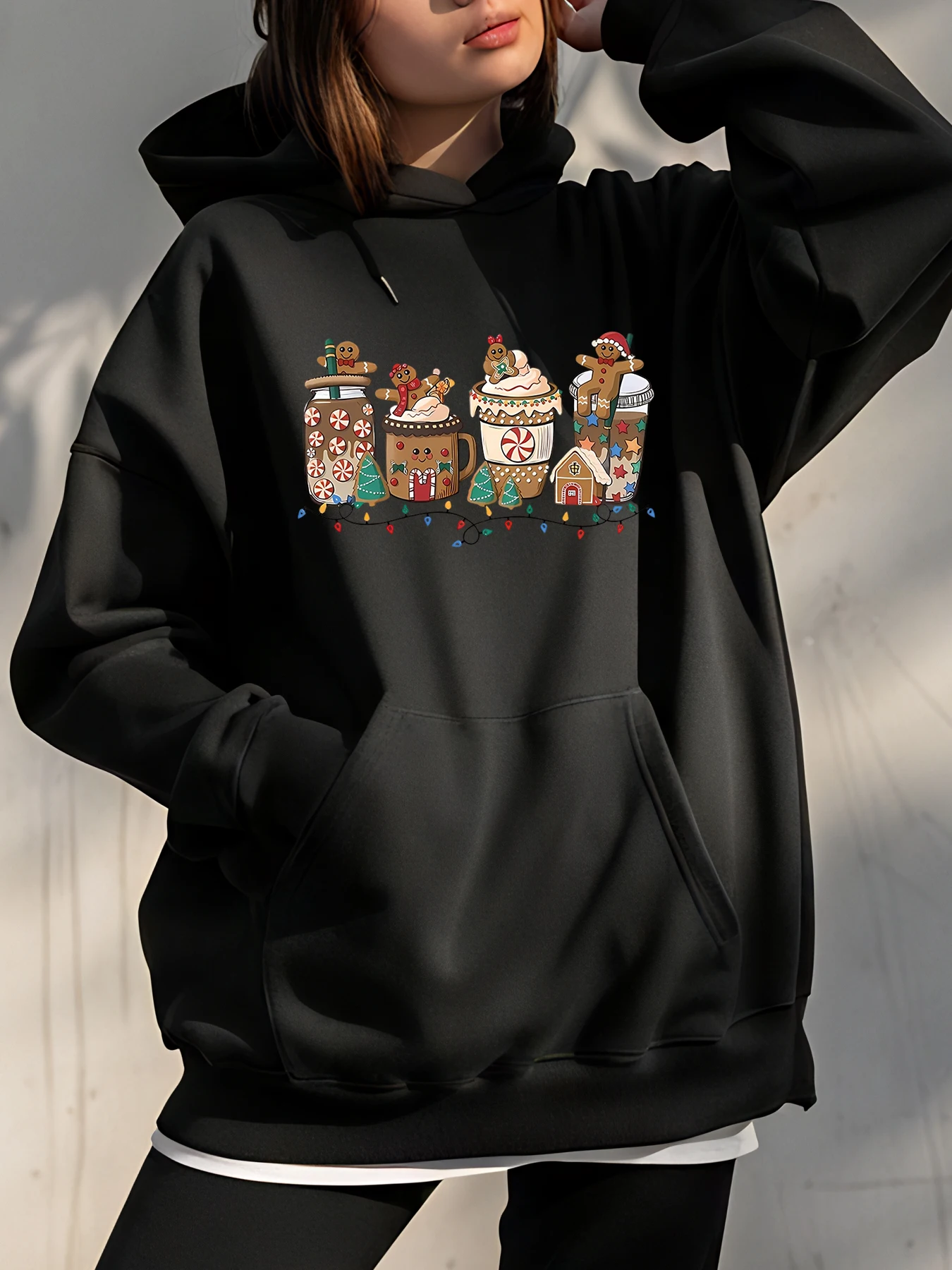 Felpa con cappuccio natalizia Gingerbread House Coffee Cup Print Felpa invernale casual da donna per la stagione natalizia