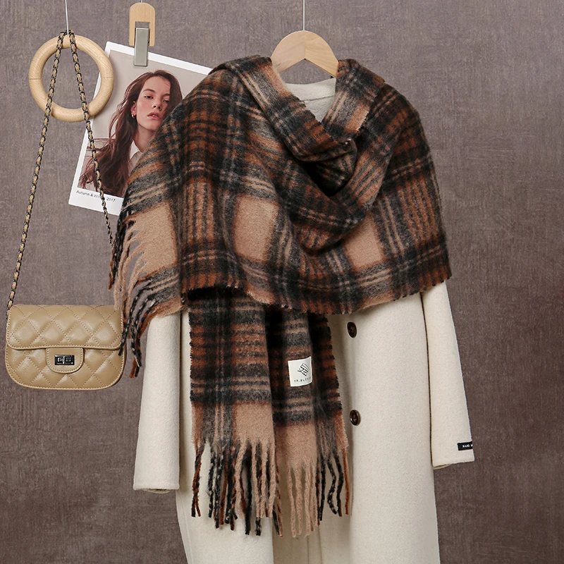 

Newest Plaid Printed Cashmere Scarf Thick Pashmina Shawl Women Outdoor Windproof Winter Scarves Fashion Tassel Cashmere Shawl