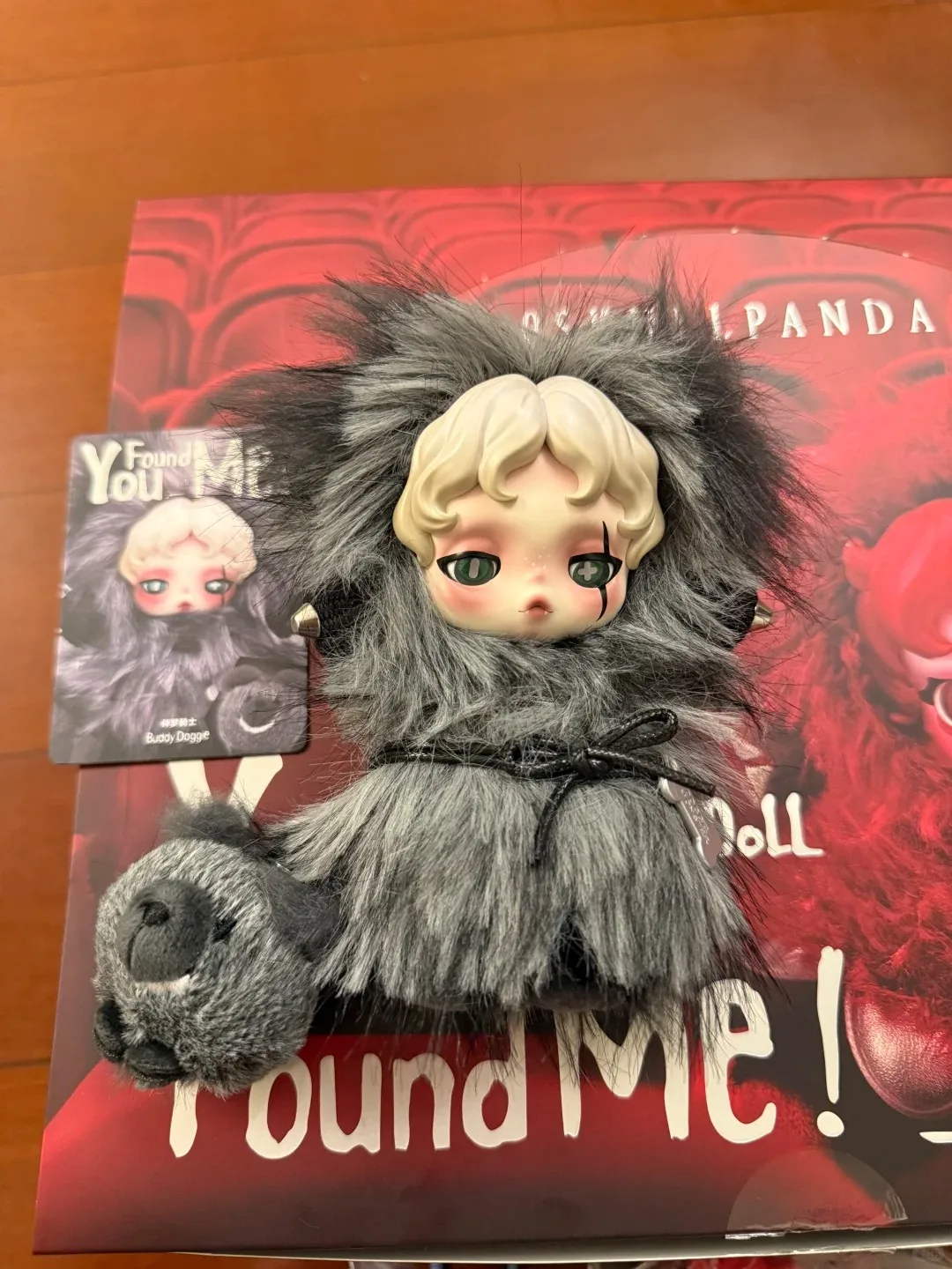 2025 منتج جديد POPMART SKULLPANDA V3 سلسلة مسرح بدون نوم قلادة قطيفة صندوق أعمى مجموعة الدمى سلسلة هدايا مفاجئة