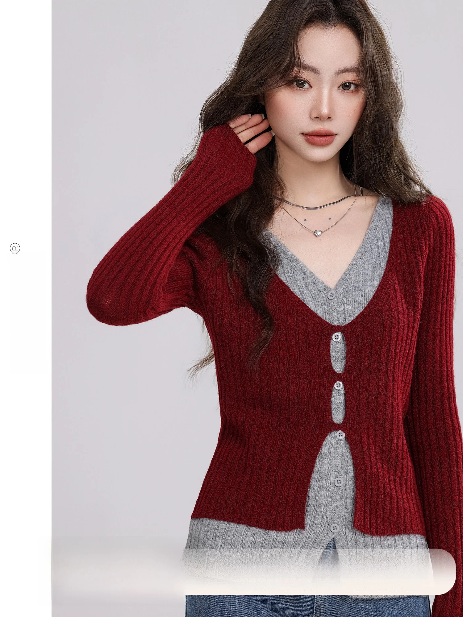 

Женский вязаный свитер с V-образным вырезом и цветными вставками, приталенный, в стиле ретро, с длинными рукавами, зимняя новинка, эксклюзивно онлайн