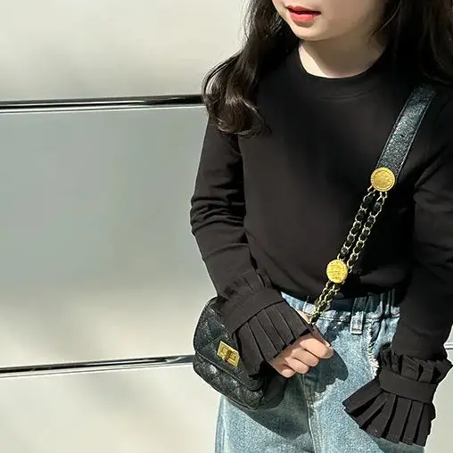 

Girls T-shirt Spring Autumn Girls' Design Feeling pleated Sleeves Inner Underlay Top Black Round Neck Bottom Shirt for Children