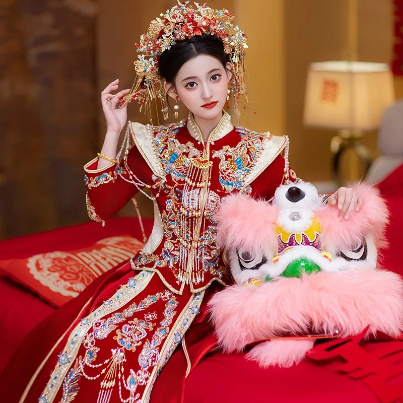 فستان مخملي جديد على الطراز الصيني مقاس كبير