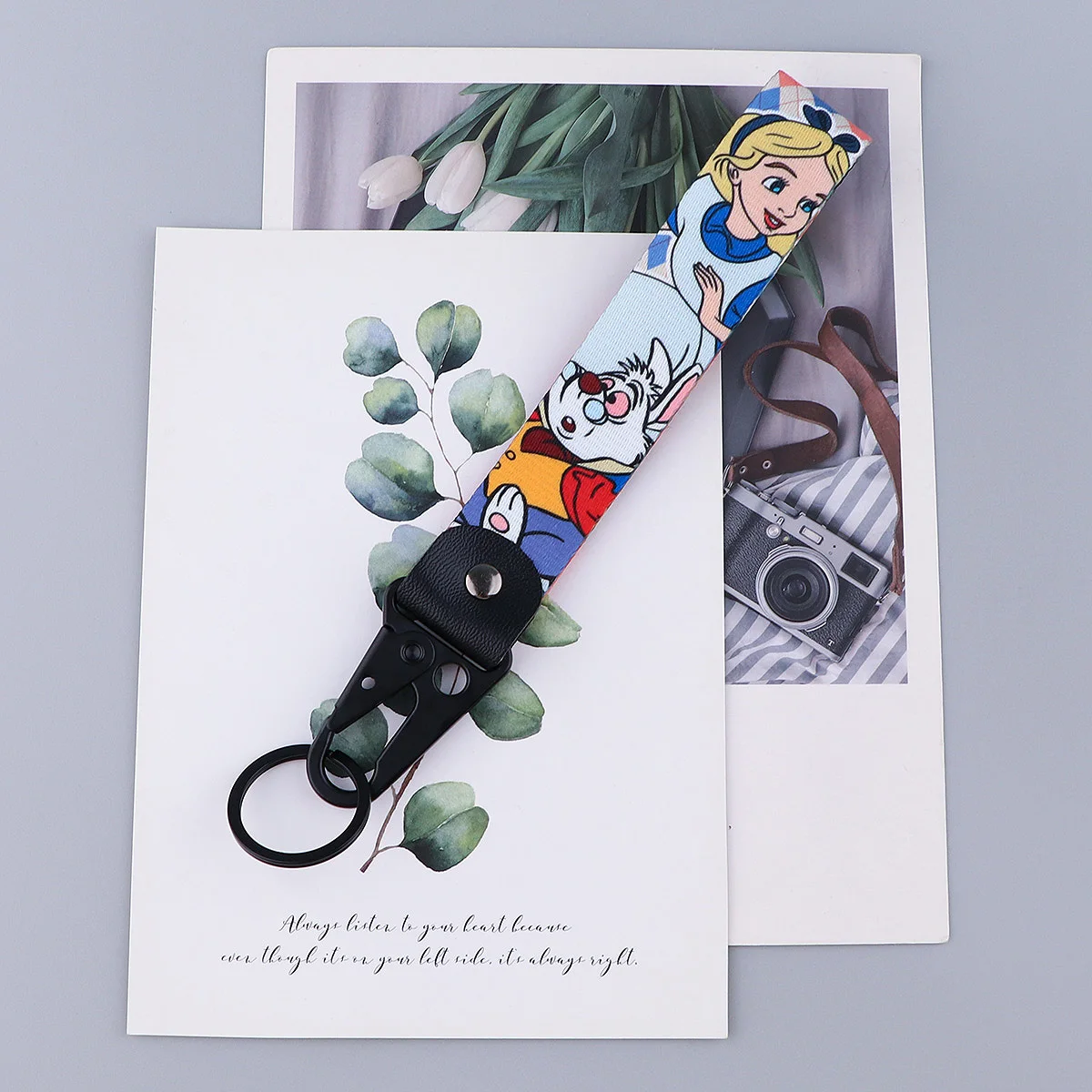

Alice Key Fobs Keychain for Car Motorcycles Cartoon Short Lanyard Key Tags Keyring Accessories Gifts Chaveiro Jewelry