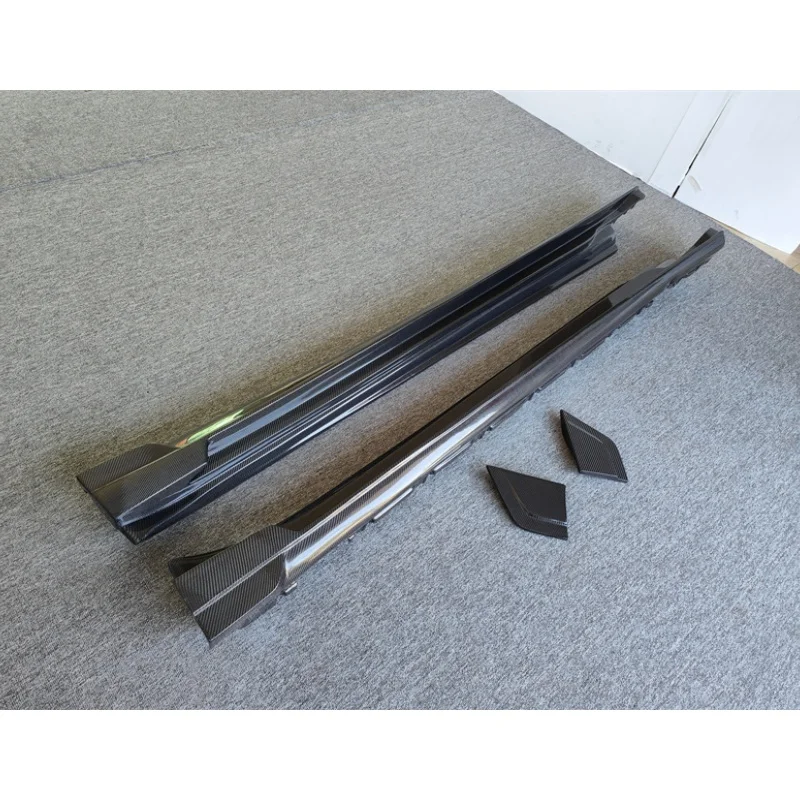 

High quality carbon fiber side skirts four piece set suitable for Porsche Taycan modified body kit THT style