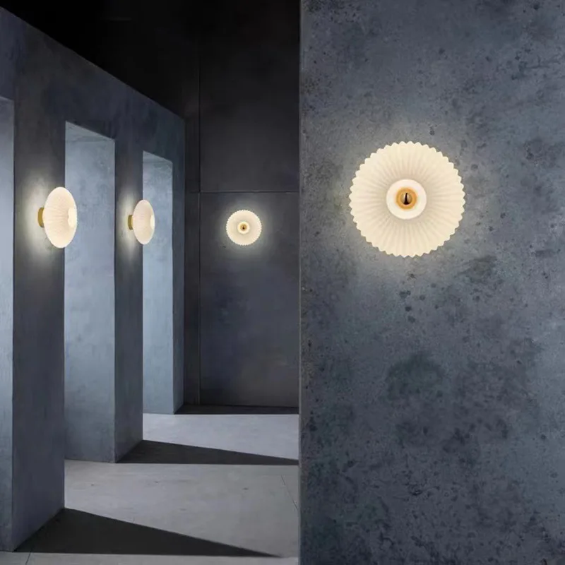 Bauhaus‑Style Glass Wall Sconce, Post‑Modern Nordic Ambient Wall Lamp for Bedroom Hotel Living Room Background Wall
