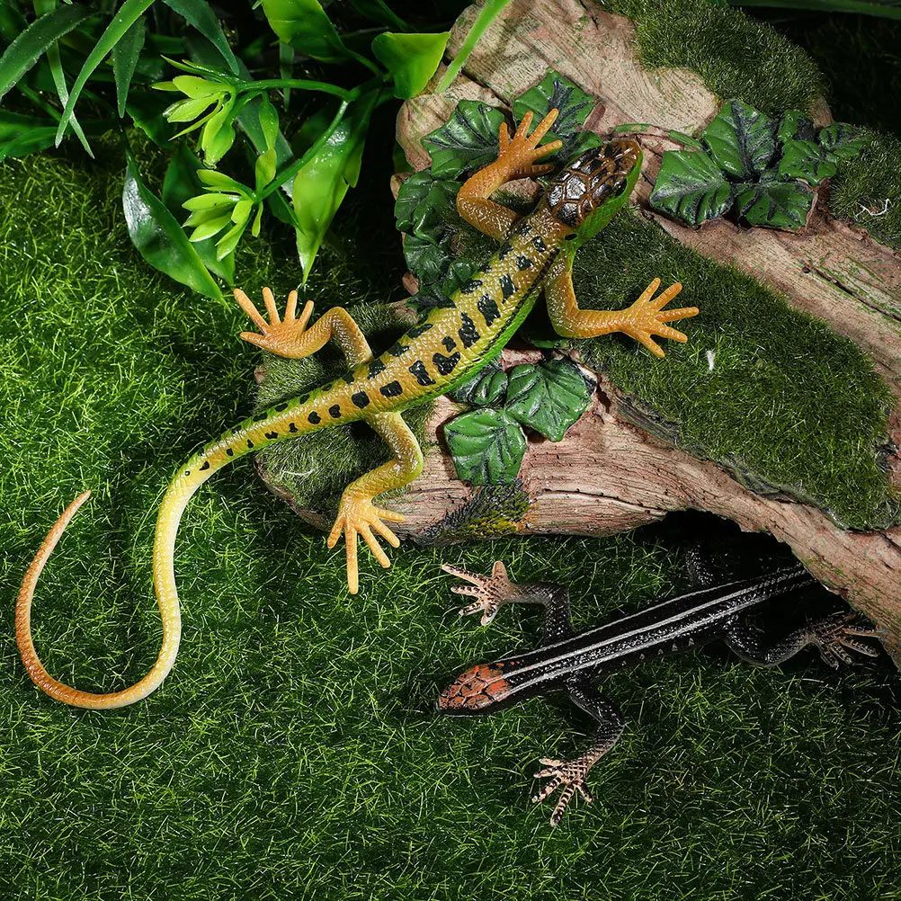2 Pcs Lifelike Lizard Models Artificial Figurine Lizards Figurines Toys Appearance of Plastic Fake Kids
