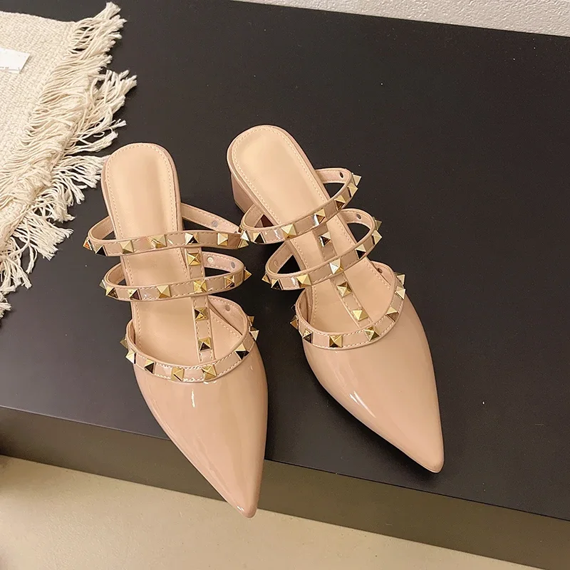 2025 Summer New Internet Celebrity Rivet Pointed Toe Sandals Women's Baotou Outside Wear One-word Belt Mopping