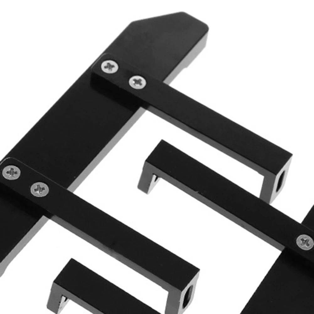 Black Metal Pedal Side Plate Slider, peças de atualização do carro RC, acessórios para MN D90, MN-90, MN98, MN99, MN99S, 1:12