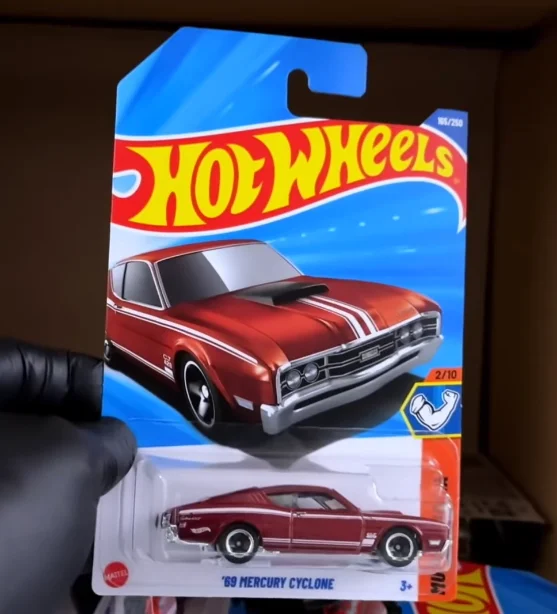 

2025-165 Hot Wheels Cars 2025G 69 Mercury Cyclone 1/64 Metal Die-cast Model Toy Vehicles