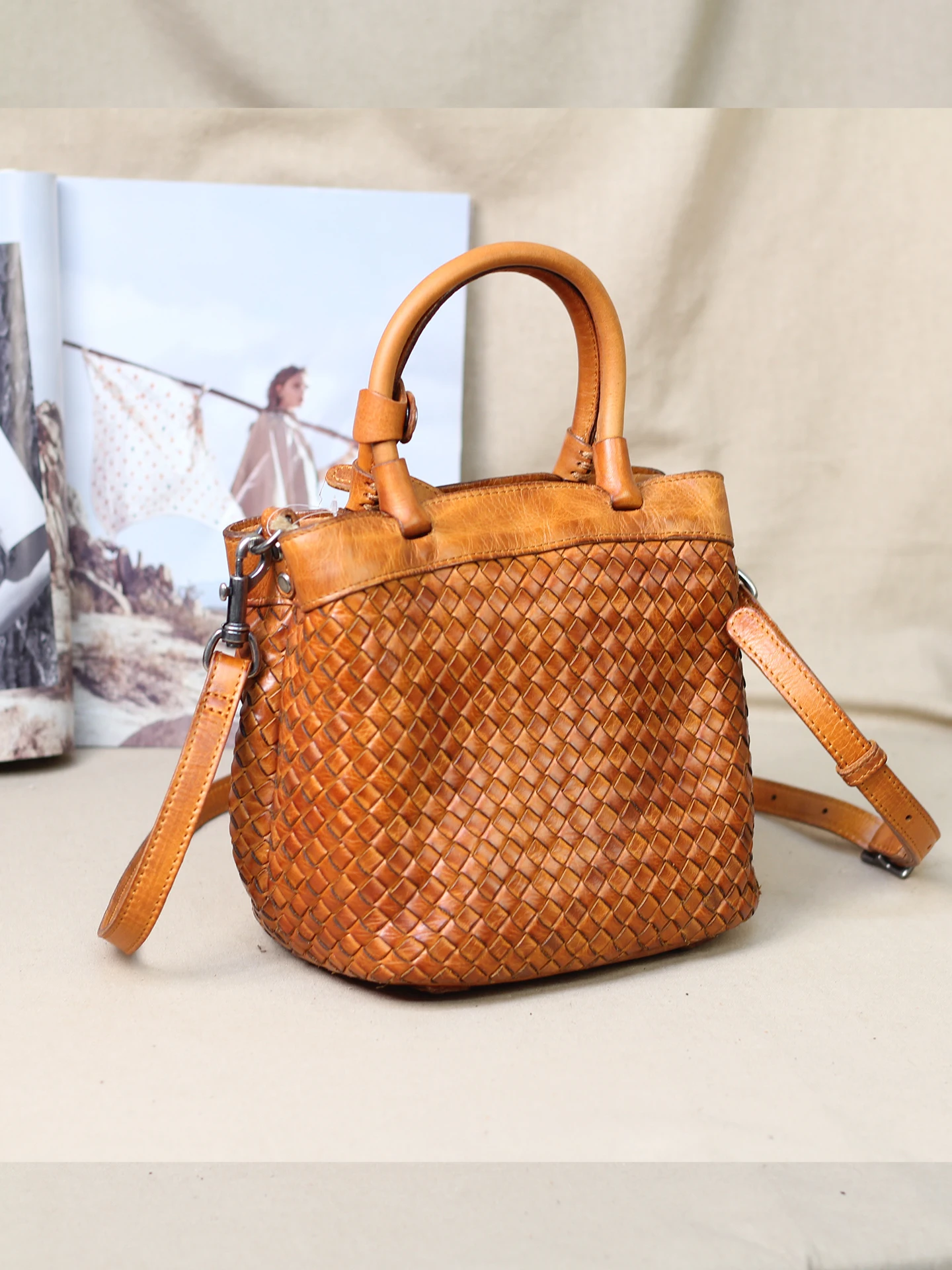 

Fashion designer luxury vegetable tanned cowhide hand-woven women's handbag weekend party genuine leather shoulder crossbody bag