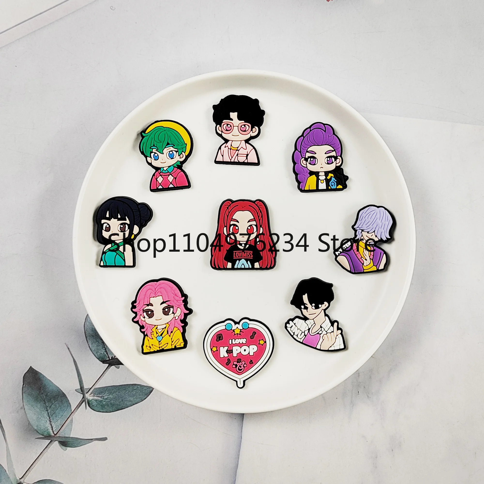 16/18 قطعة K-PO شيطان الصيادين الكرتون الأحذية السحر اكسسوارات الأطفال الأحذية الزينة صالح معصمه قباقيب صندل الاطفال هدية عيد الميلاد