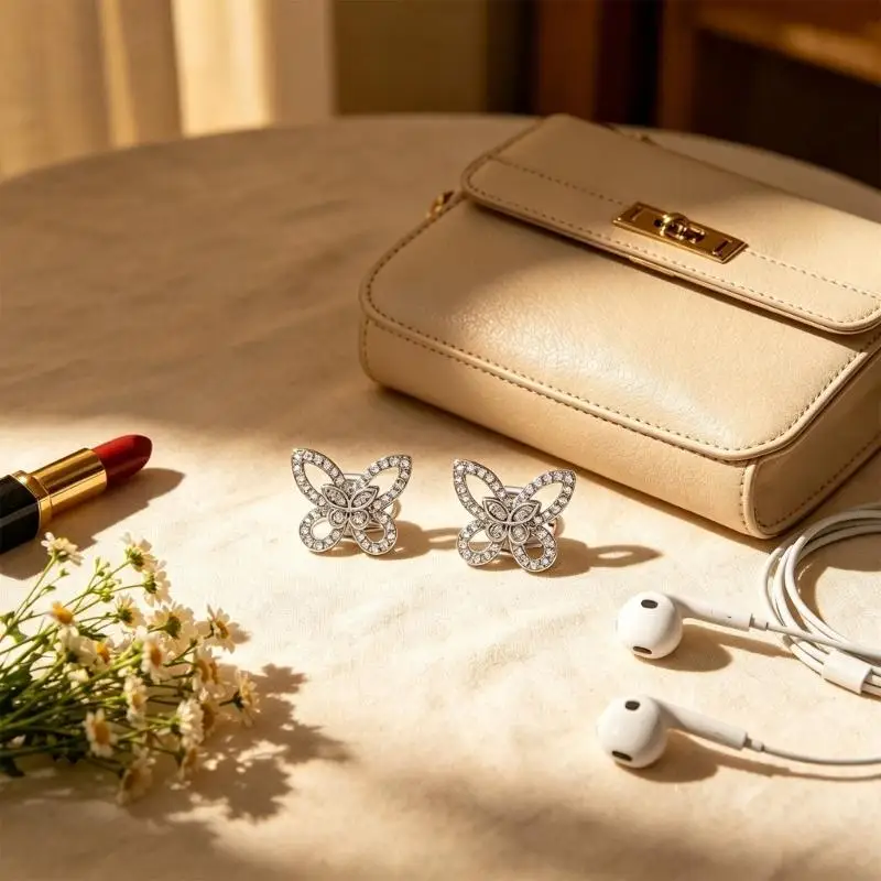 Matching Headphone Buckles Pair, Dimensional Butterfly Clip with Copper Body, Polishing Surfaces, and Stone-Like Decorative H8WD