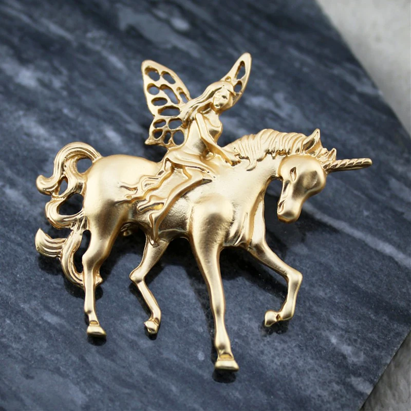 Vintage Golden Brooches 3 Pieces Set Sun Crescent Lucky Angel Fairy On Unicorn Shape Design Brooch Pins for Women Girls Gift