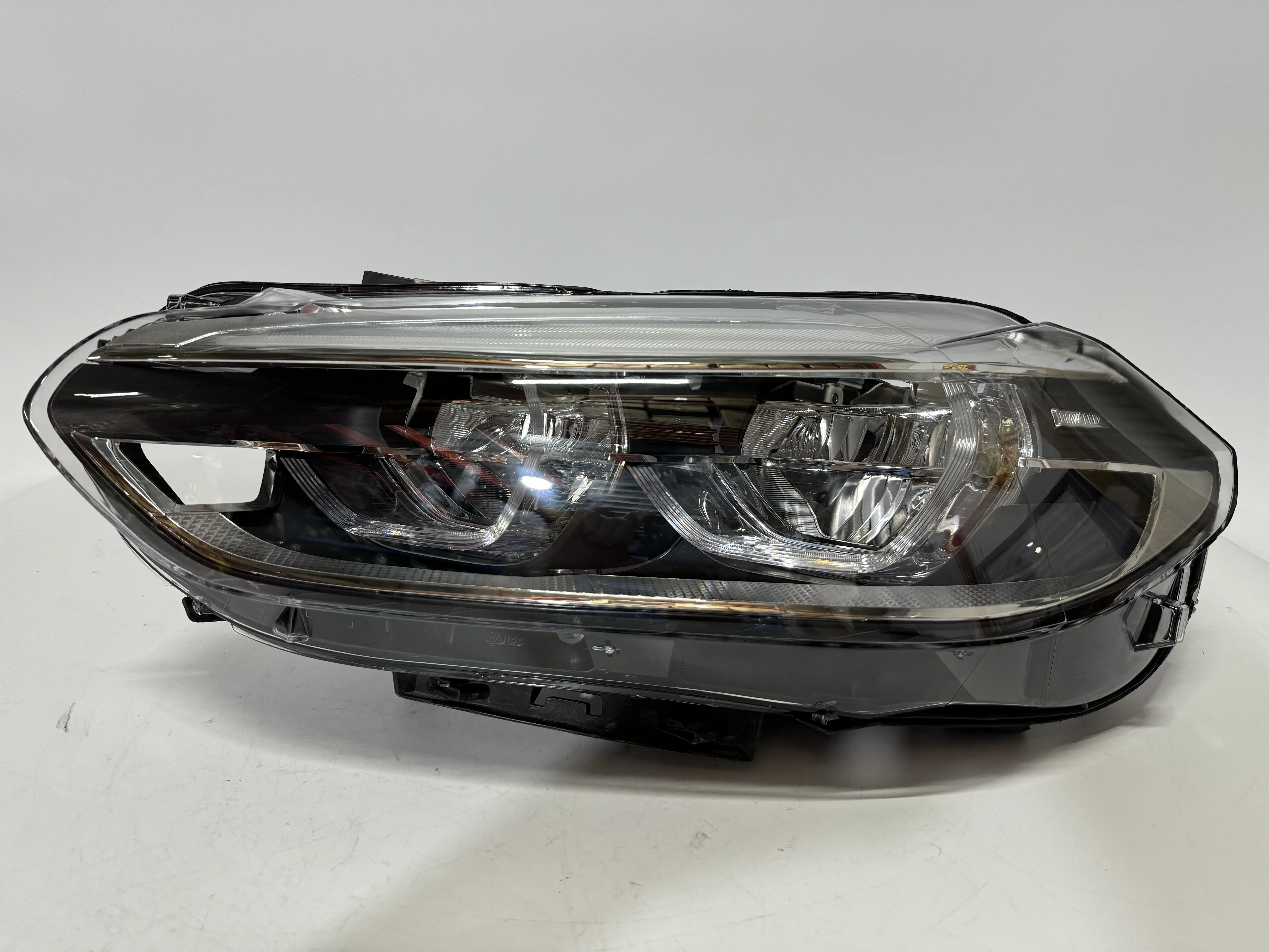 

Подходит для фар BMW серии 1, 2019-2023, фара BMW F52, светодиодная фара BMW F52, галогенная фара, обновление и модификация