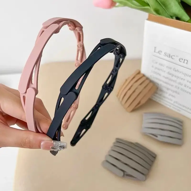 Japan and South Korea's new telescopic headband carry folding out hairpin travel easy to carry with teeth non-slip head band