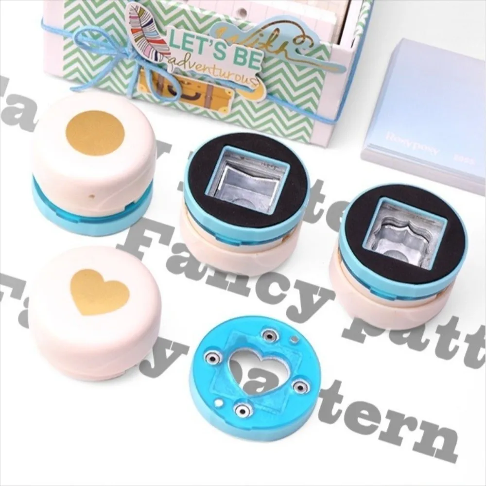 Handmade Magnetic Craft Hole Punch Labor Saving Rectangle DIY Embossing Punches Precise Positioning Heart Scrapbooking Machine
