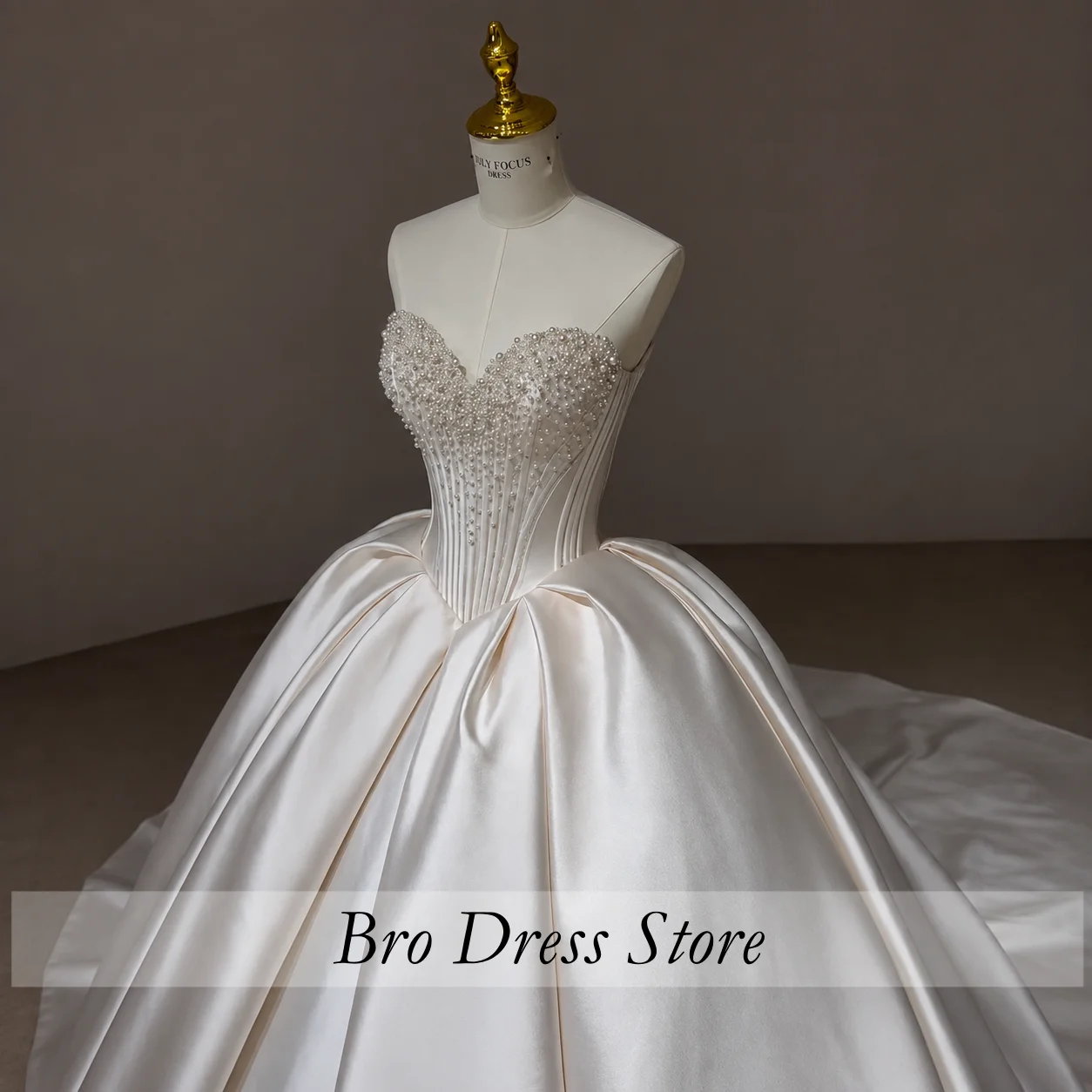 Customized Glamorous Satin Bridal Gown Crystal Beaded Bustier Corset Princess Ball Gown Luxury Wedding Dress Vestido De Noiva