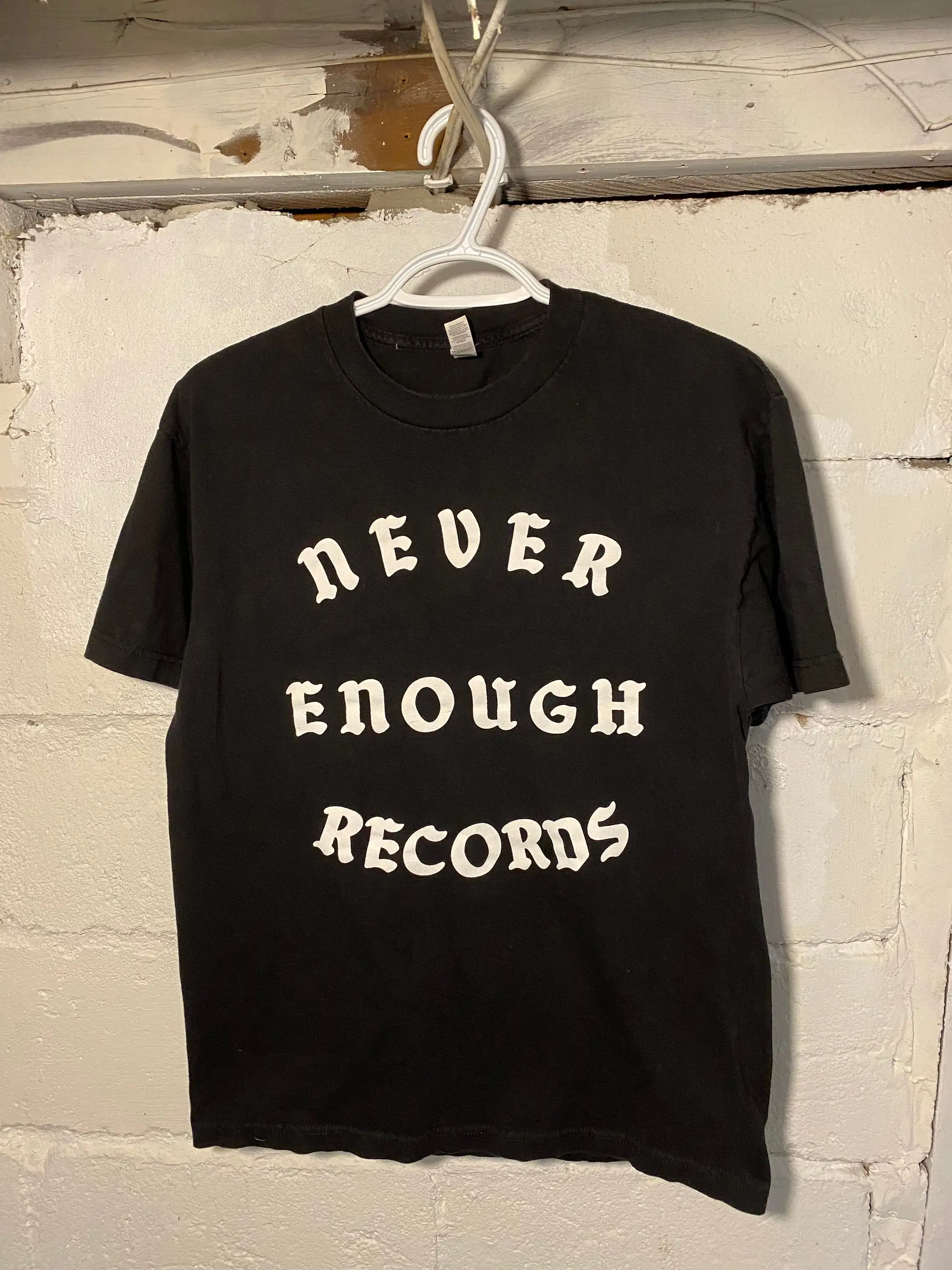 MEDIUM DISCOGS CONVENTION 18 T Shirt