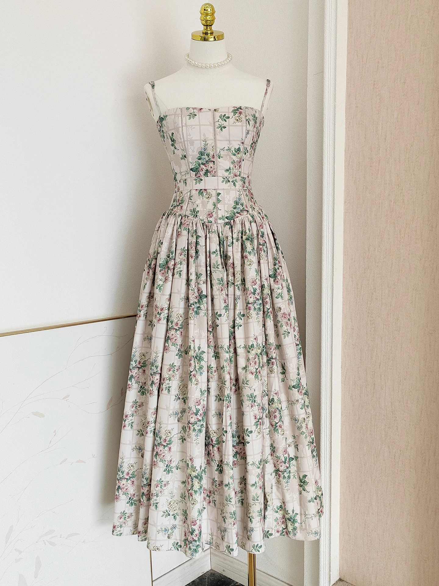 

Elegant Summer Party Birthday Dress 2025 Women Sexy Sleeveless Floral Print Spaghetti Strap Flare Holiday Dresses Vestido