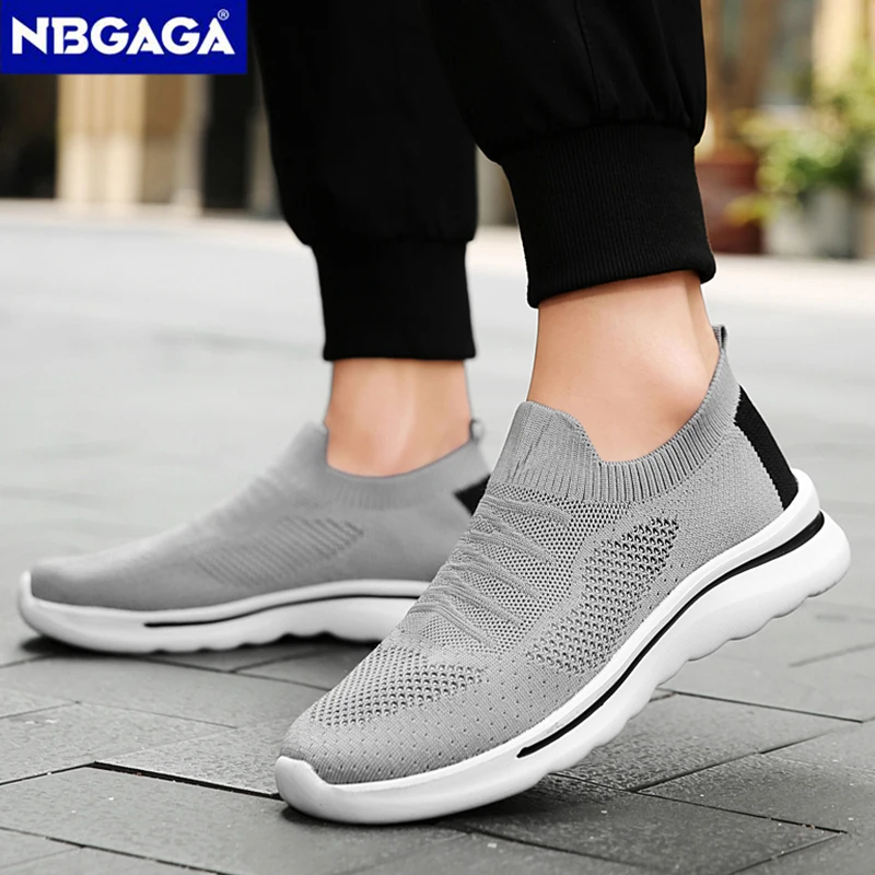 Sneakers Men Breathable Casual Shoes Man Mesh Outdoor Non Slip Sports Shoes Slip On Men Fitness Jogging Plus Size 39-44