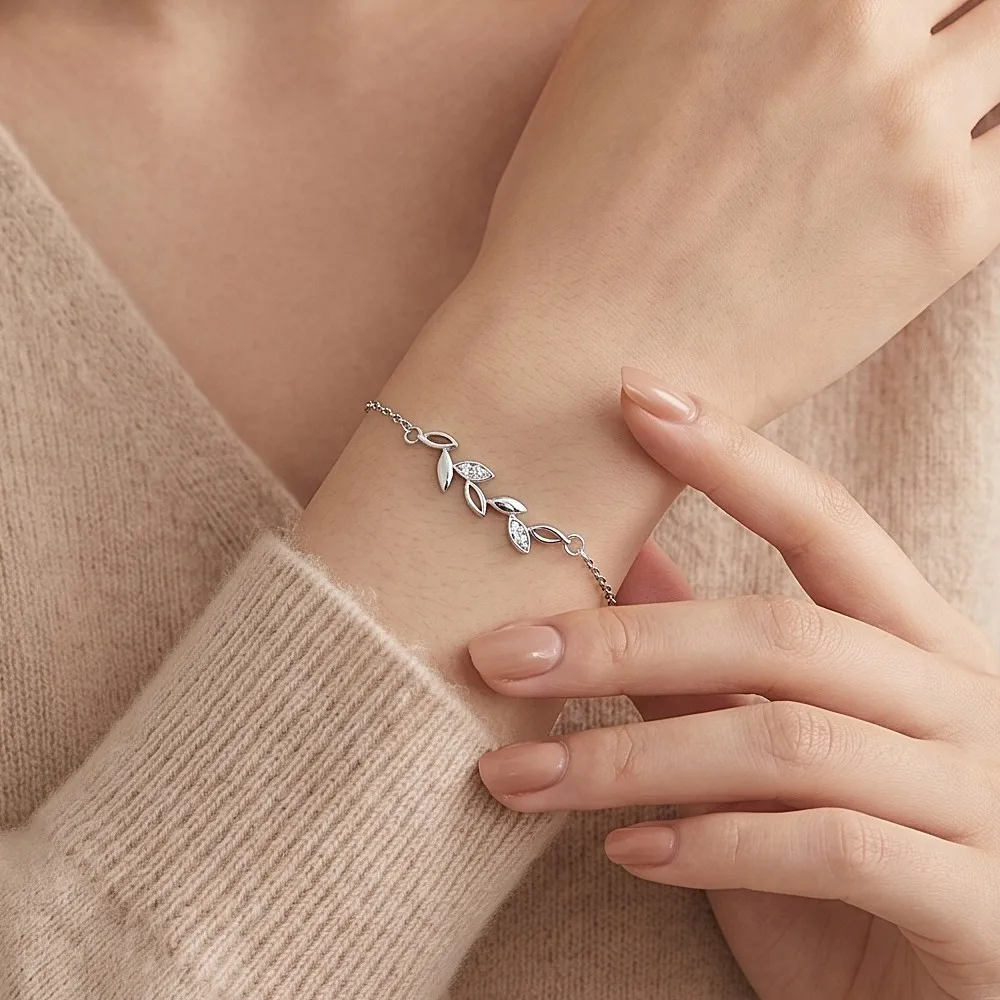 Silver Color Leaf Cubic Zirconia Bracelet Delicate Dainty Jewelry Gift For Women Daily Wearable Hand Chain Party Birthday Dating