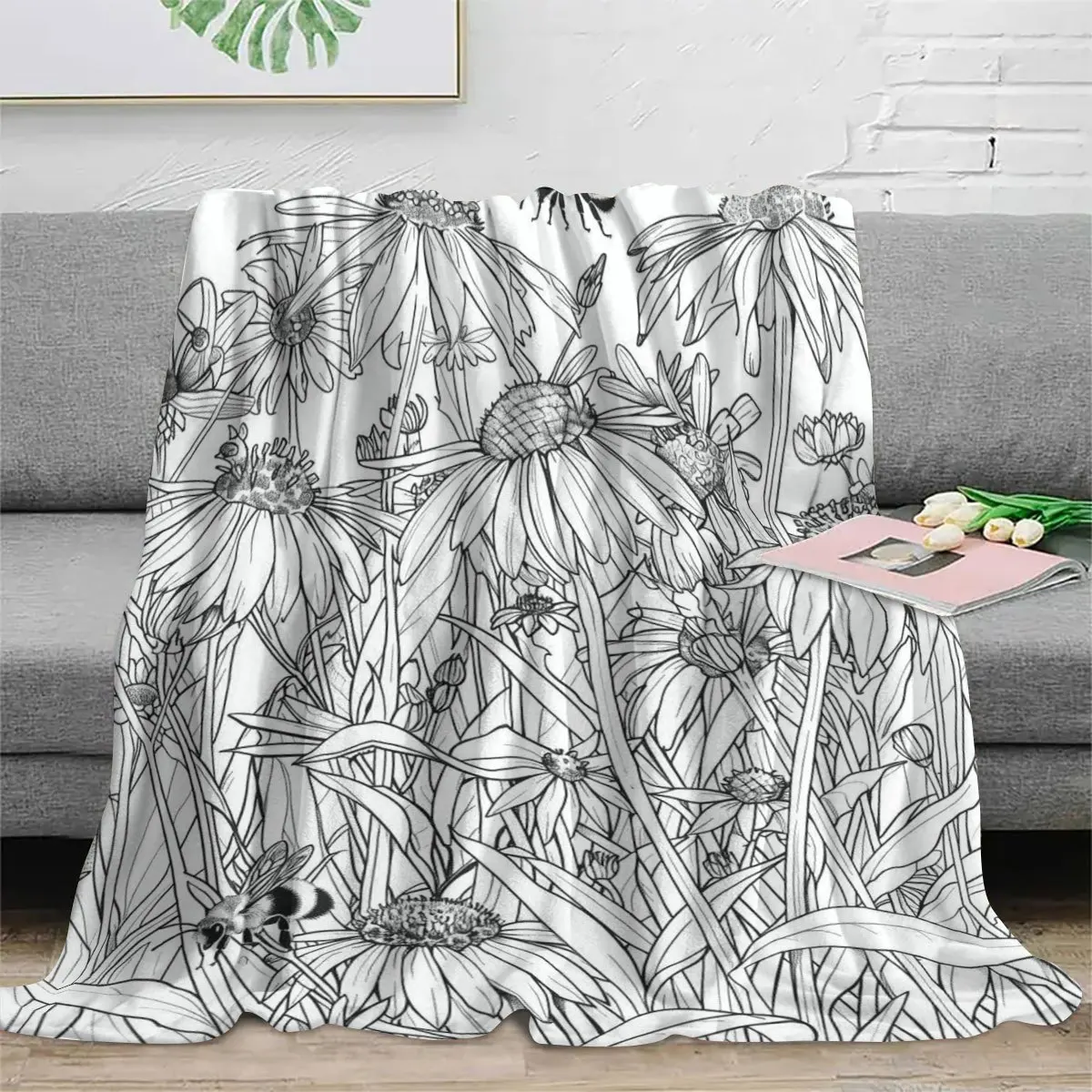 Botanical Floral Line Art Throw Blanket Bohemian Daisies Bees Garden Sketch Cozy Decorative Throw for Couch Bed Living