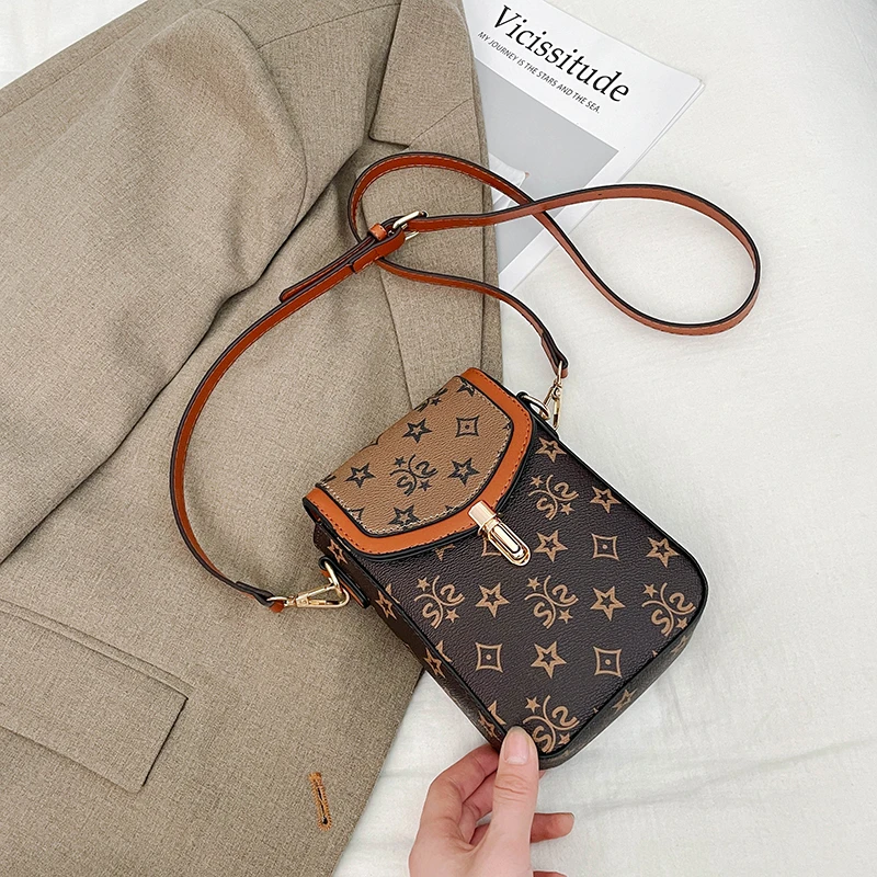 

Fashionable Ladies Shoulder Bag Luxury Designer Women's Leather Crossbody Purse Handbags Waterproof Spacious Elegant Tote