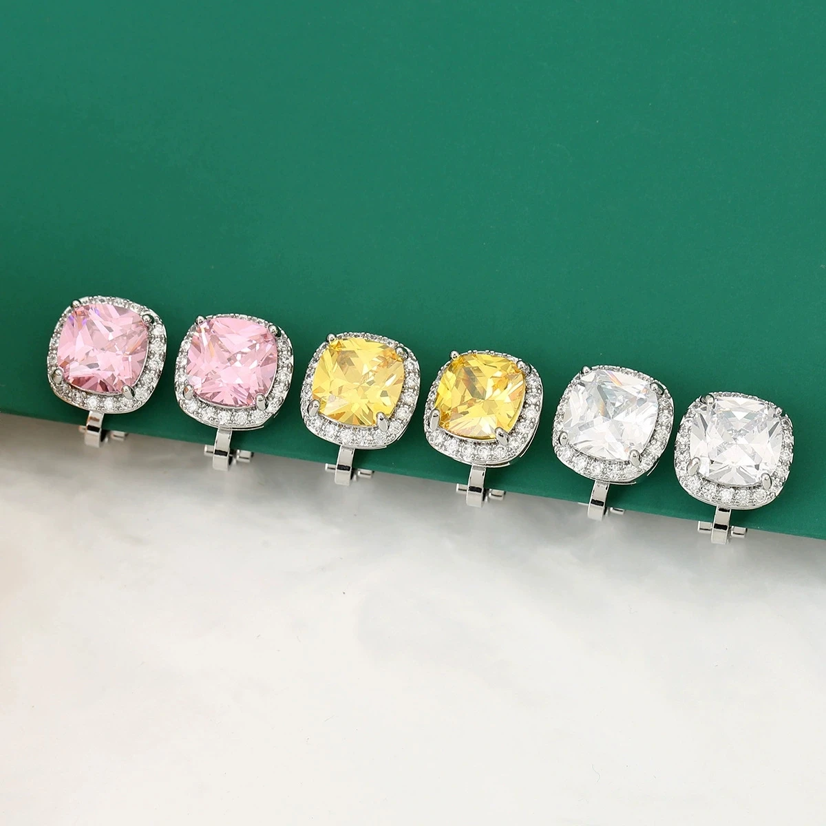 Vintage Cushion Cut Square Clip Earrings For Women Gold Silver Color White Pink Yellow Zircon No Piercings Ear Clips Jewelry
