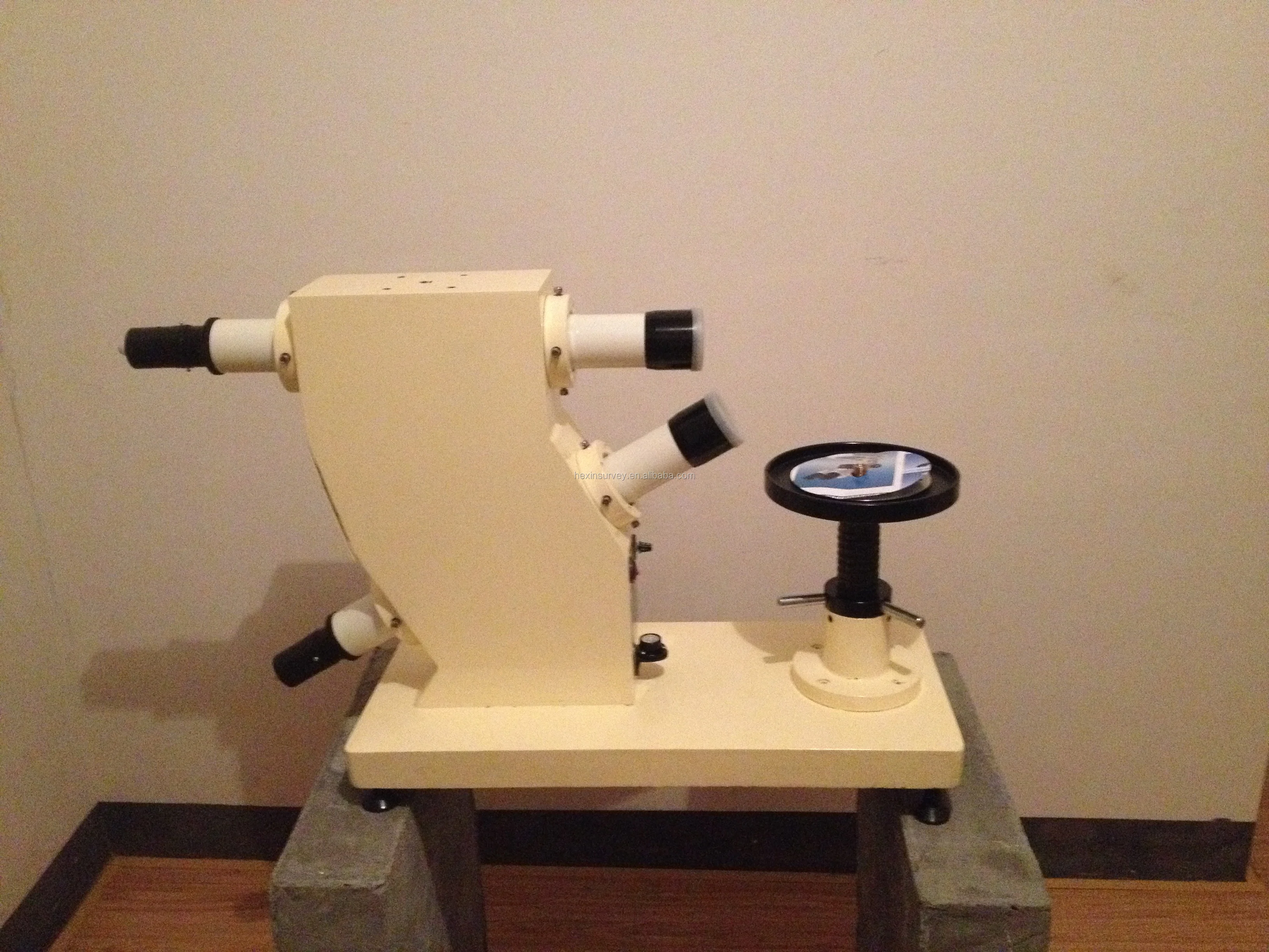 Good Quality Laser Colimator High Precision F550/D3 Laser Collimator for Total