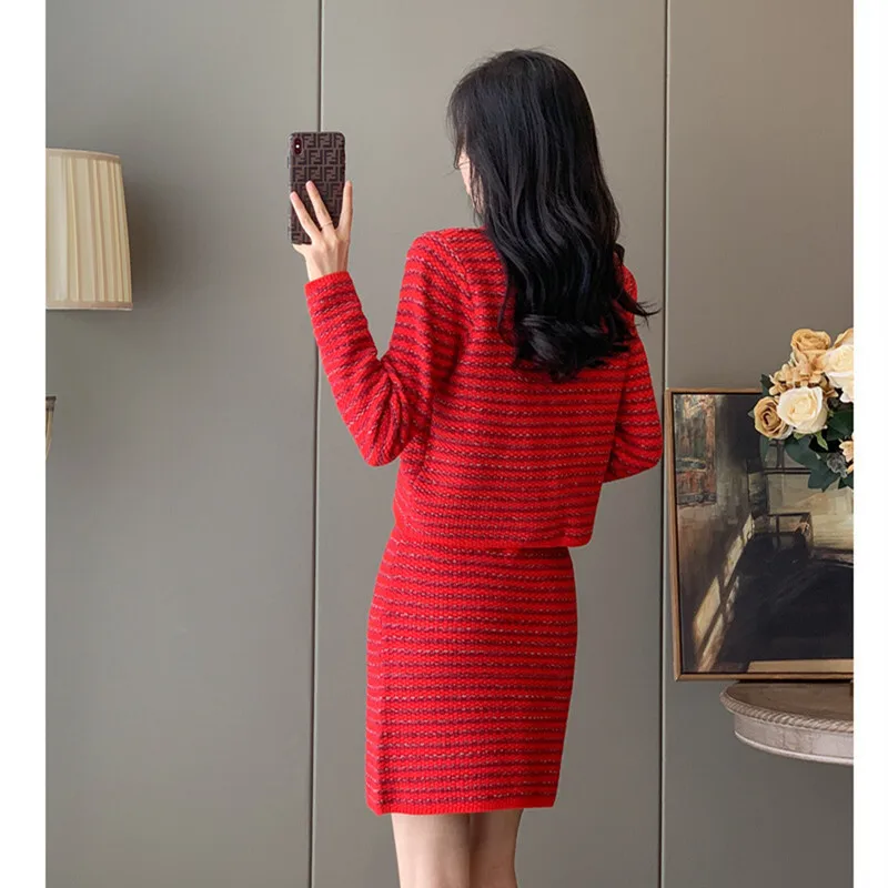 Women Red Set Dress New Fashion Casual Show Thin Temperament  Knitted Two Piece Sets Skirt