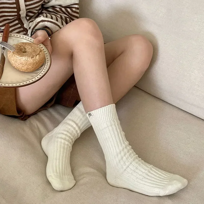 Einfarbig lose lange Socke Harajuku Baumwolle Stricken Frauen Socken Schulmädchen hohe Socken für Frauen koreanischen Stil japanische Mode