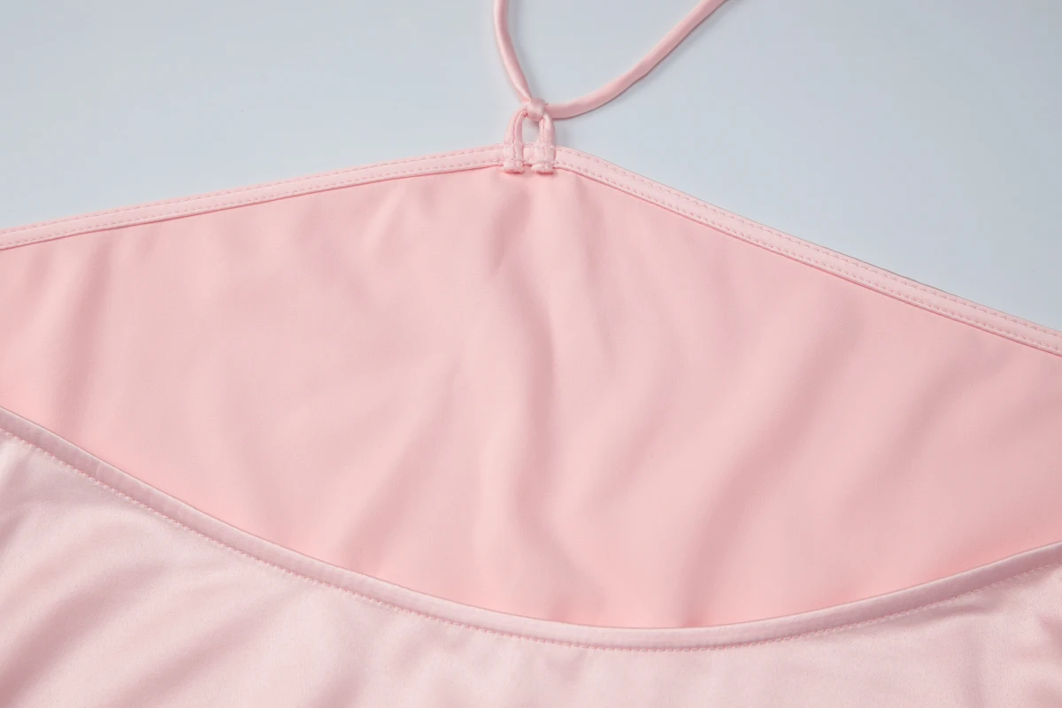 Hugcitar Modisches Neckholder-Top mit Schnürung, Rückenfreies, Unregelmäßiges, Einfarbiges, Sexy Crop-Top für Damen, Niedliche Kleidung für Strand, Urlaub und Party – Detail 9