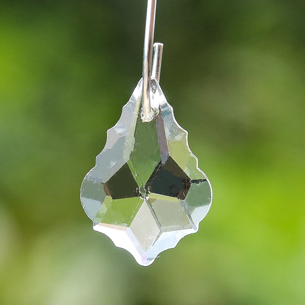 10PCS 20mm Transparent Maple Leaf Shape Crystal Prism Pendant Glass Art DIY Sunlight Collector Outdoor Garden Hanging Ornament