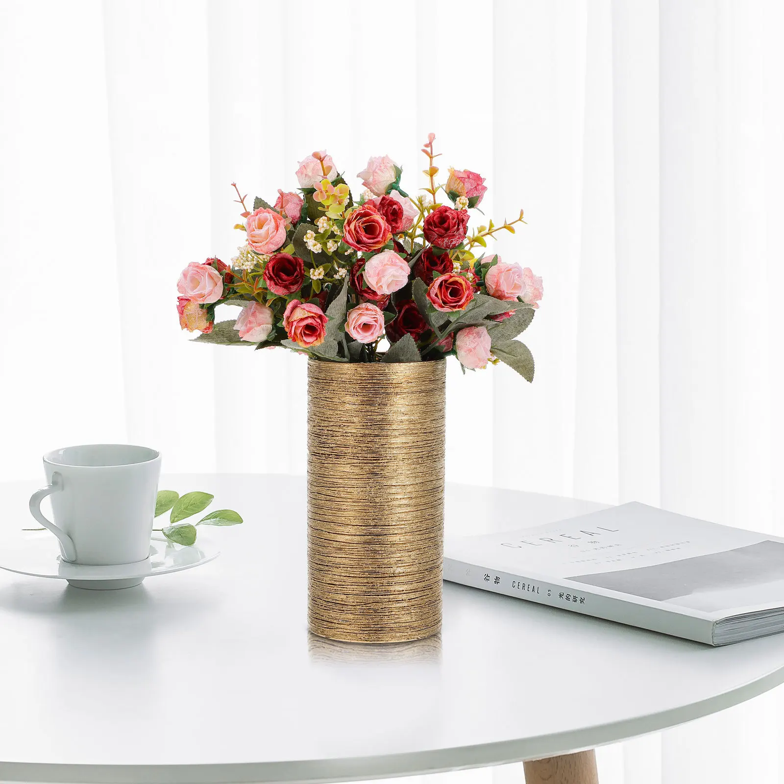 

1Pcs Golden Brushed Ceramics Vase Exquisite Workmanship Living Room Balcony Office Decoration Ceramics Flower Vase