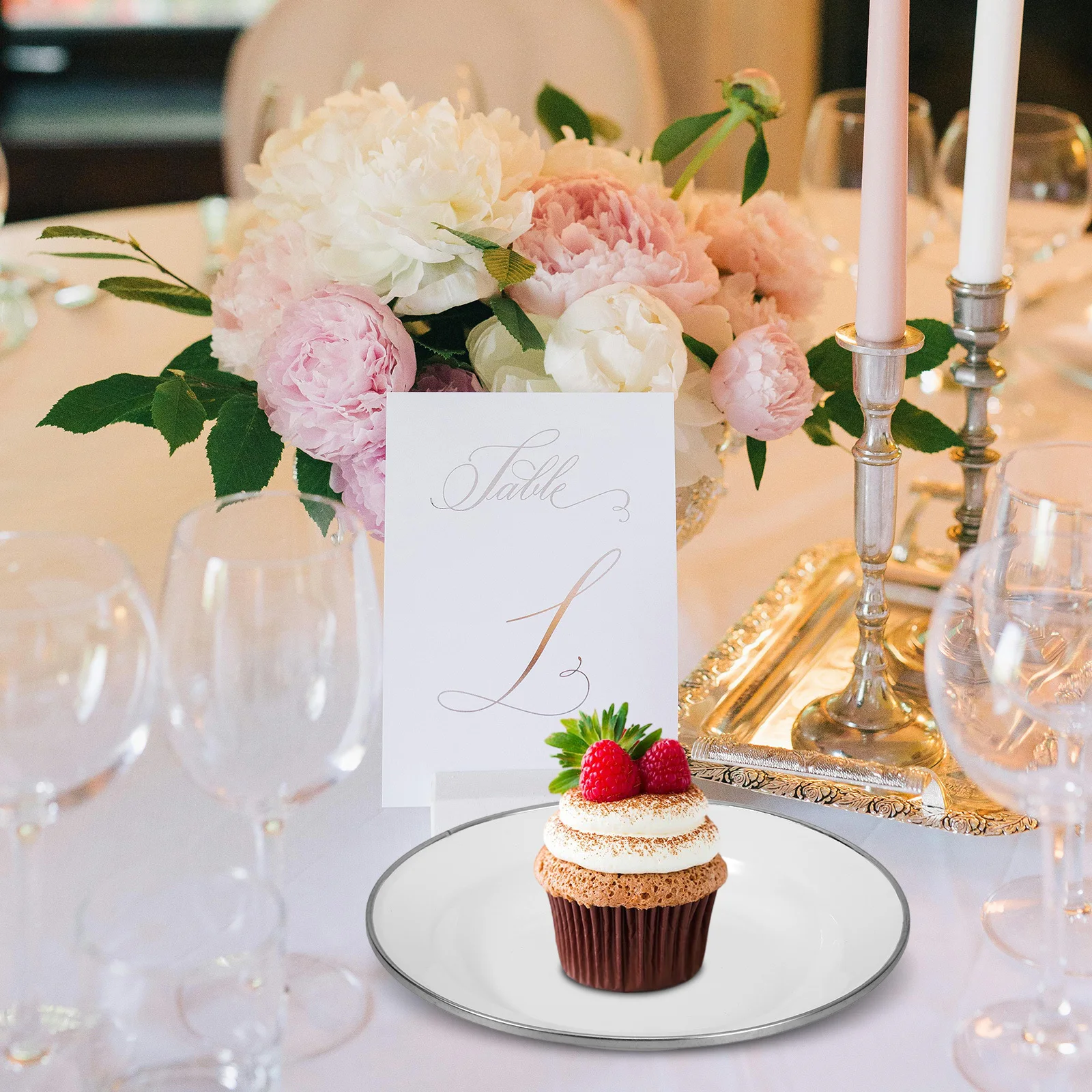 

4Pcs Enamel Plates Vintage Style Snack Serving Dish Decorative Food Plates for Home Kitchen Bakery Restaurant Use