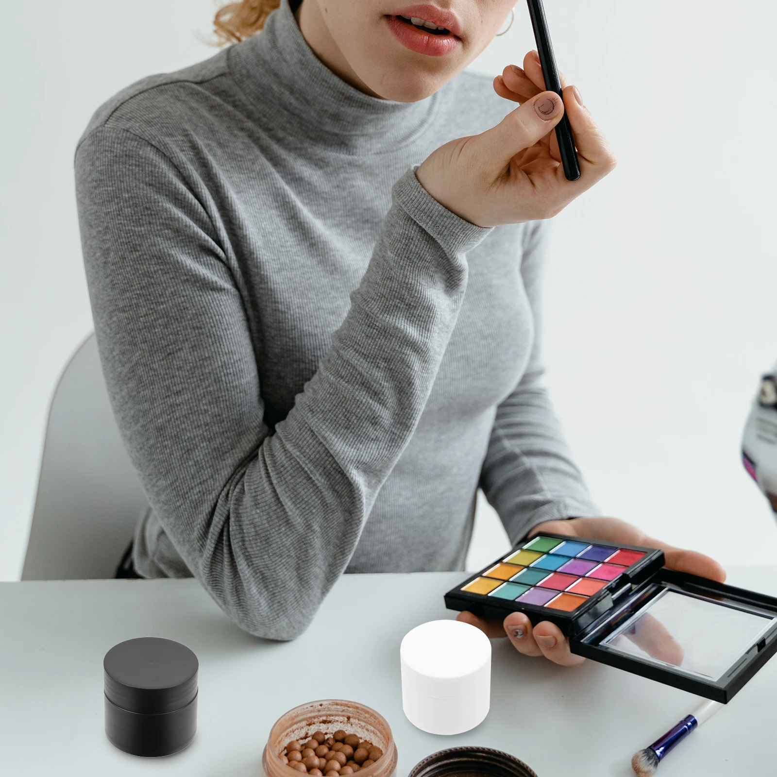 8 قطع من حاويات كريم السفر، برطمانات محمولة مانعة للتسرب، قابلة لإعادة الملء لتخزين المكياج، حافظات كريمية بتصميم خفيف الوزن #1